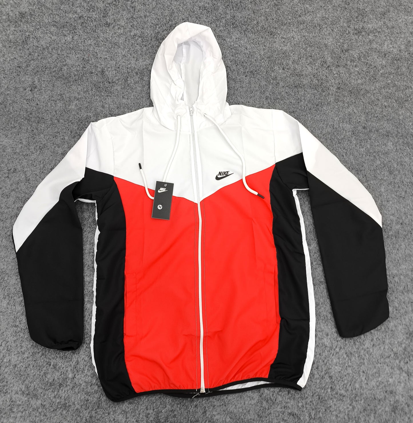 campera rompe viento Nike
