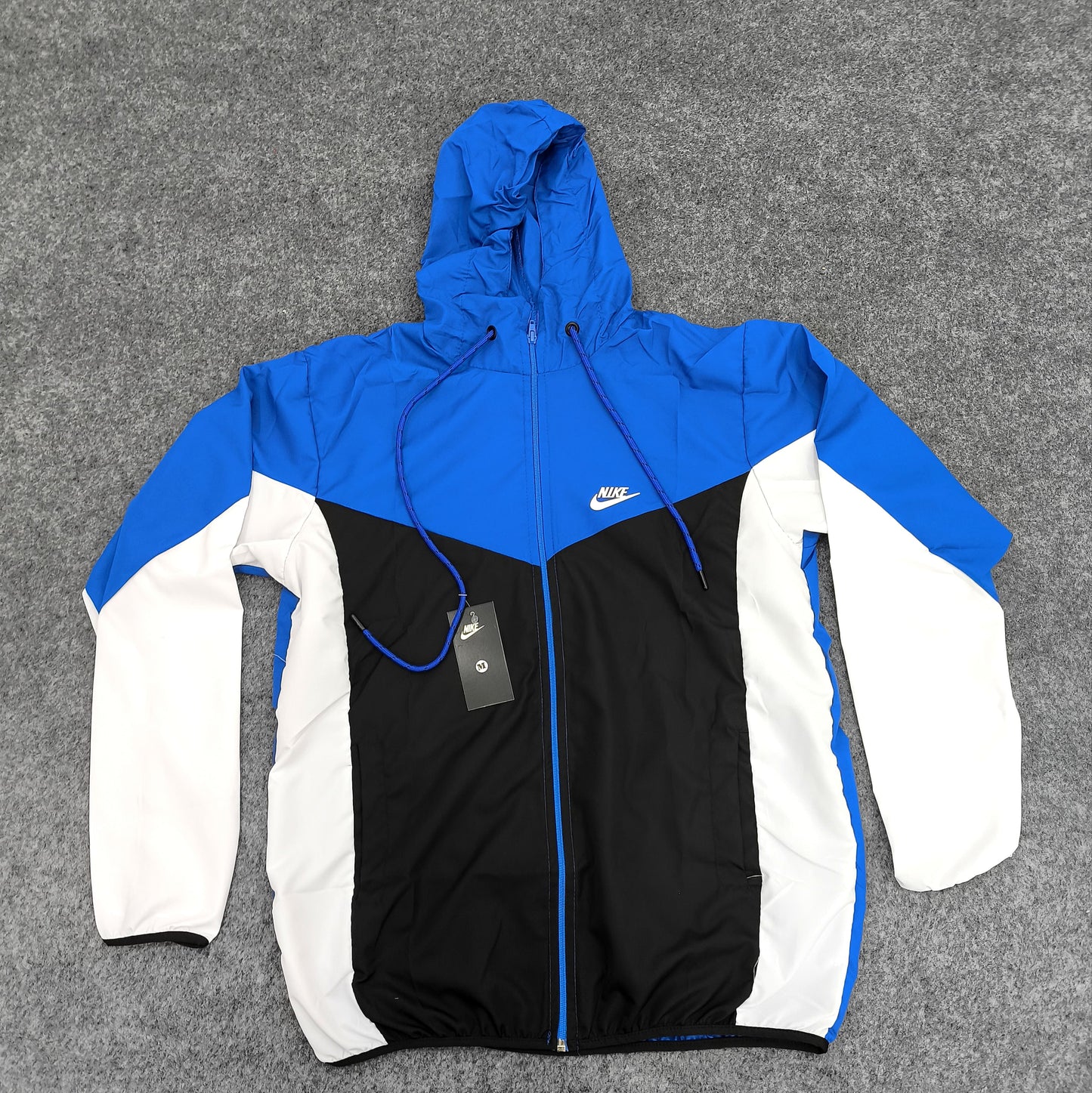 campera rompe viento Nike