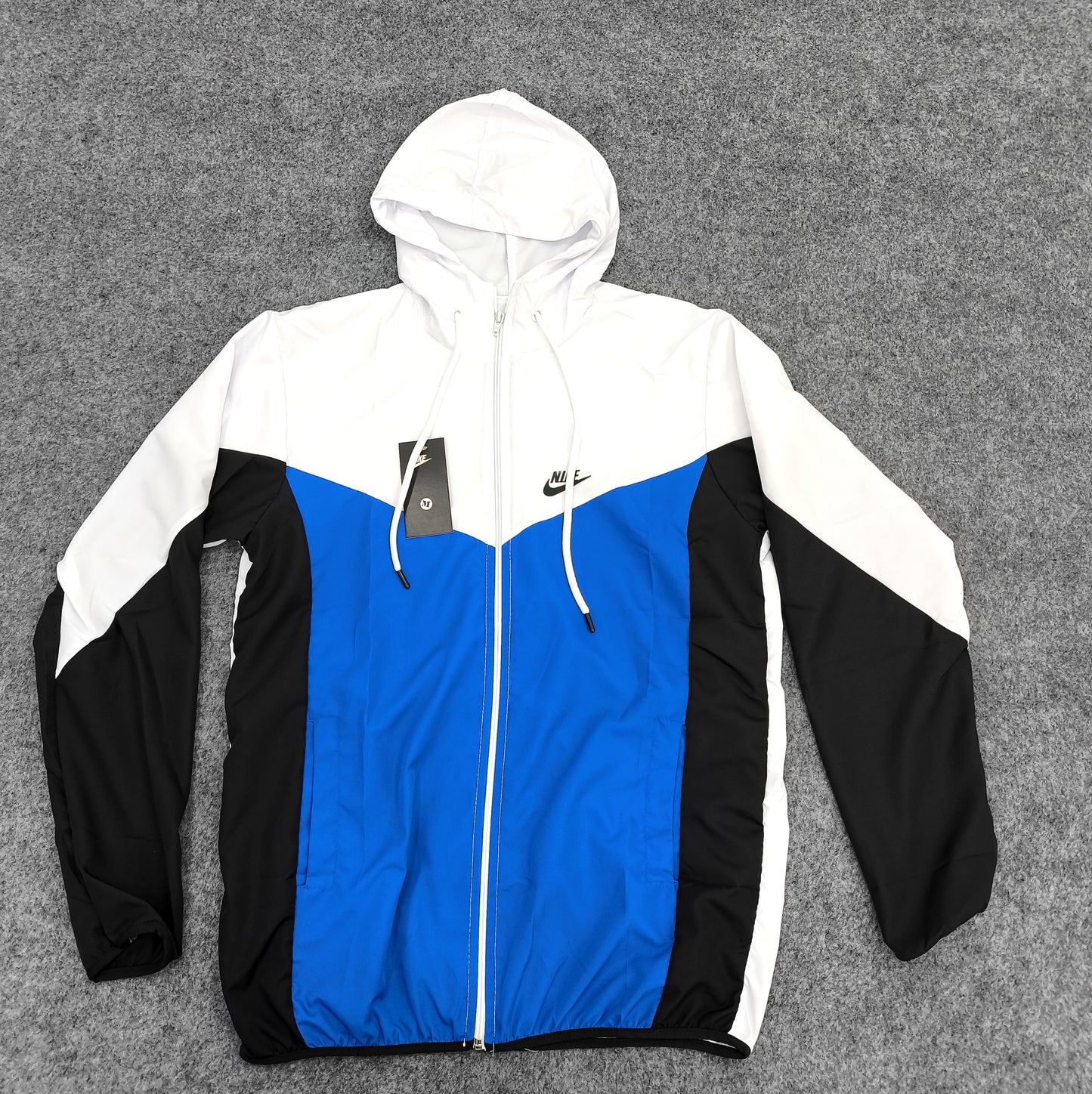campera rompe viento Nike