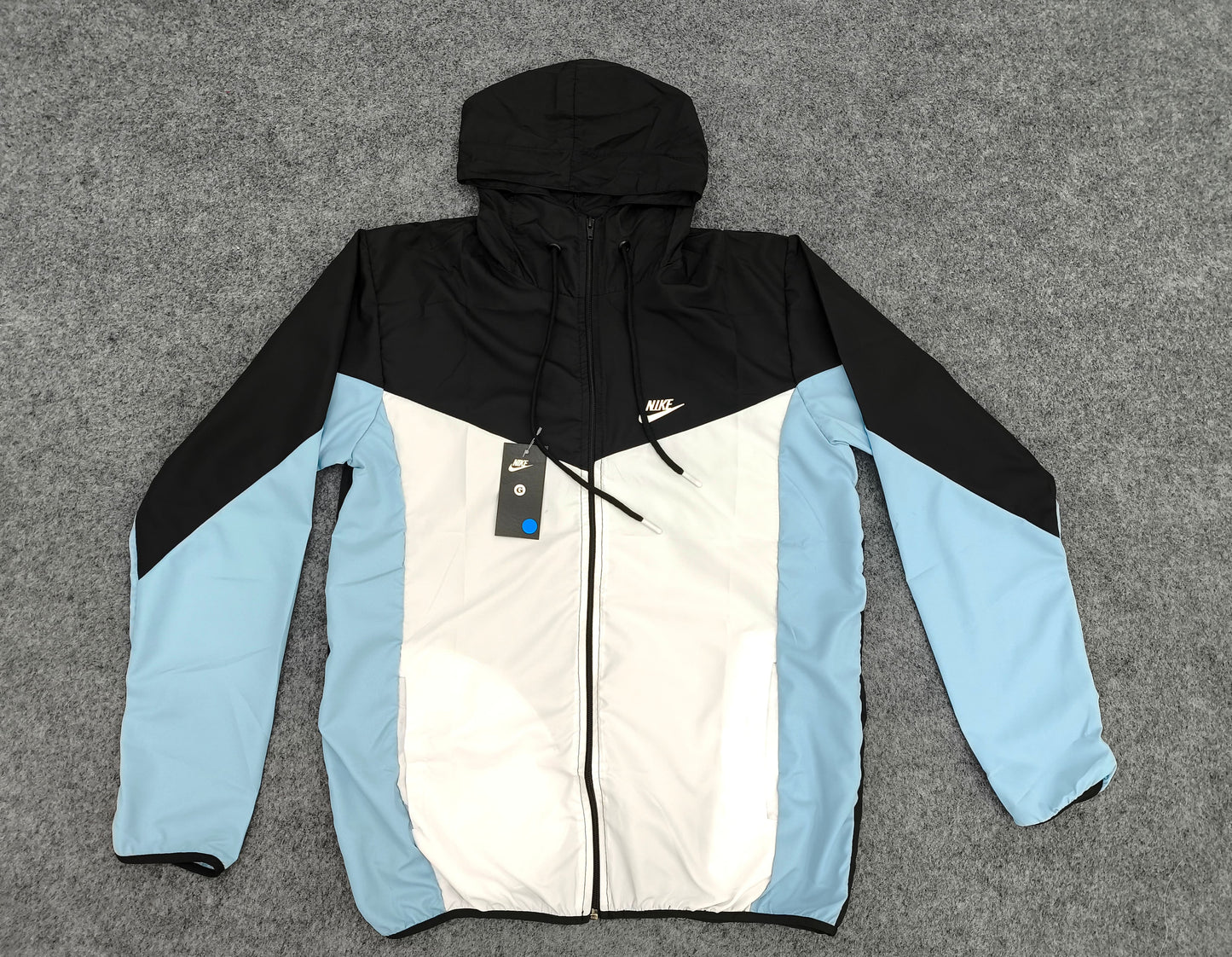 campera rompe viento Nike